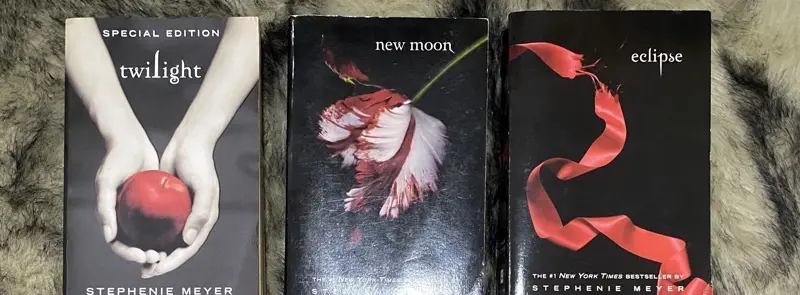 Eclipse (The Twilight Saga, #3) Eclipse (The Twilight Saga, #3)